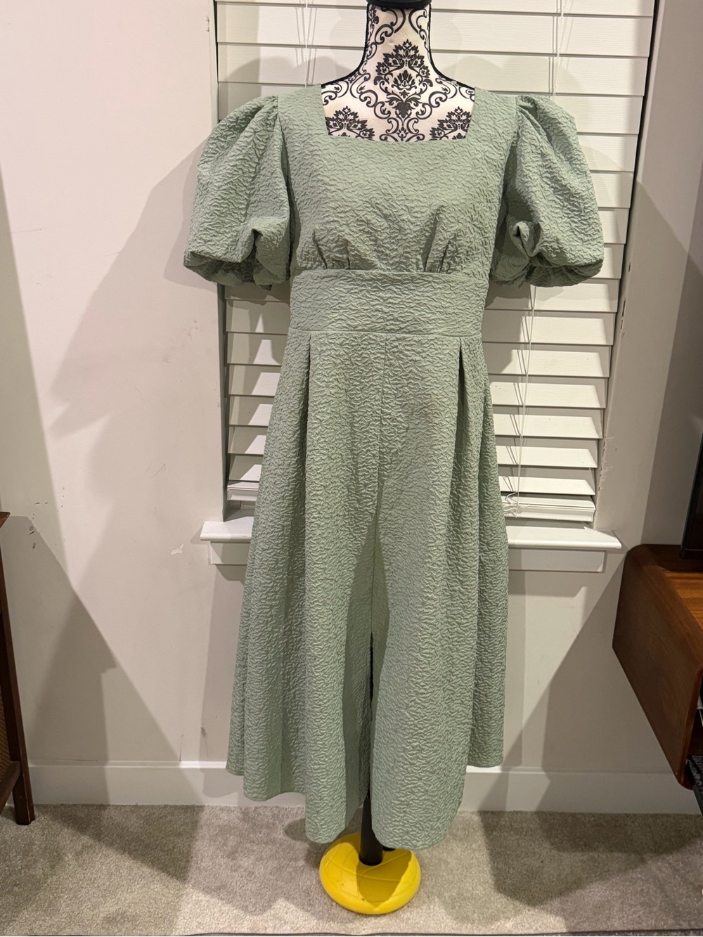 SHEIN Sage Green Puff-Sleeve Asymmetrical Midi Dress